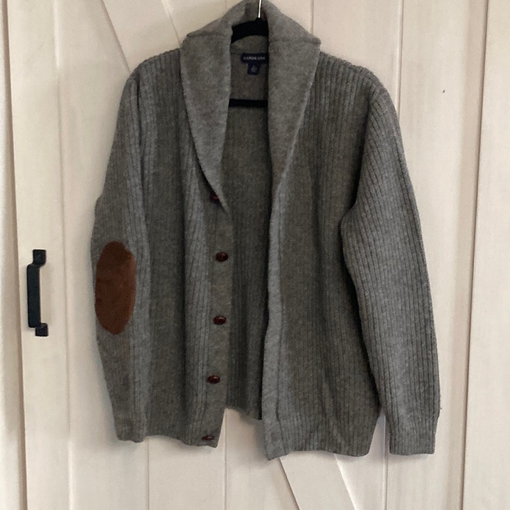 Men’s sweater wool